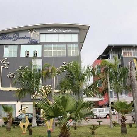 Palm Garden Hotel Brunei Bandar Seri Begawan Exterior foto