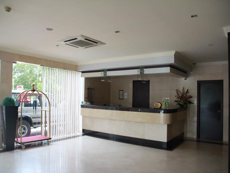 Palm Garden Hotel Brunei Bandar Seri Begawan Exterior foto