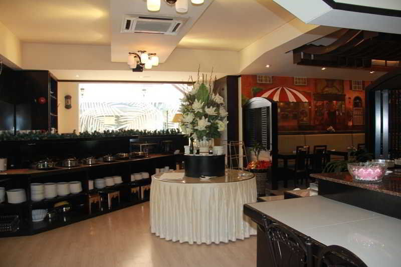 Palm Garden Hotel Brunei Bandar Seri Begawan Exterior foto