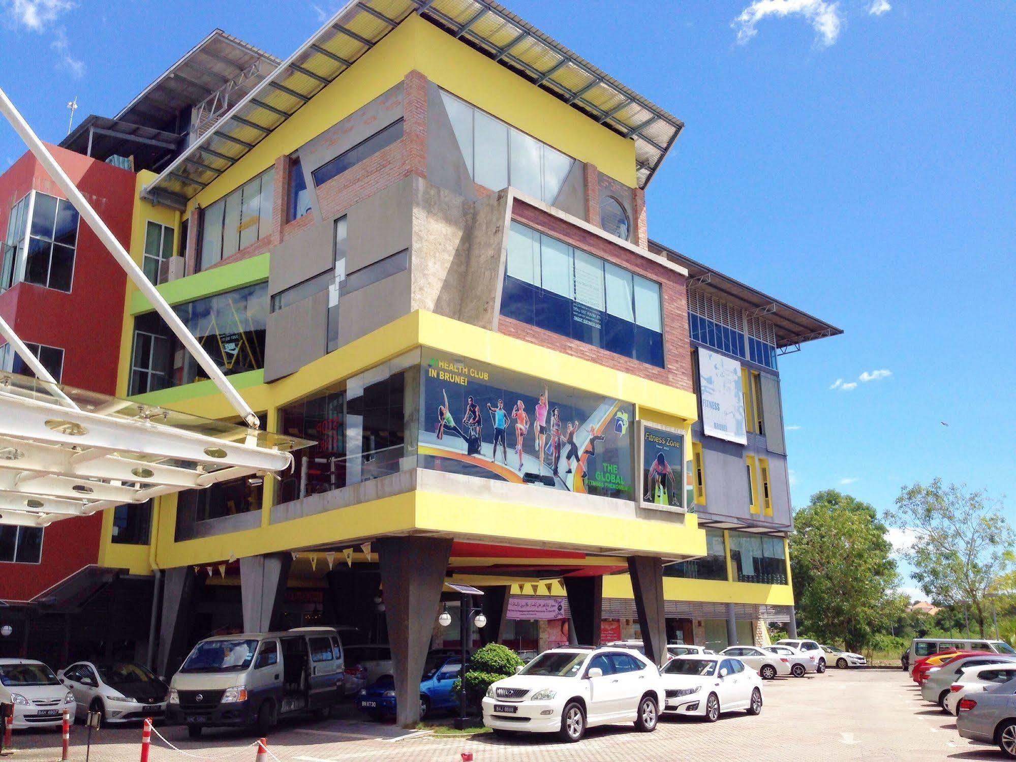 Palm Garden Hotel Brunei Bandar Seri Begawan Exterior foto